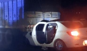 Vera, Santa FE: Iban a un operativo por narcotráfico, chocaron contra un camión, murieron dos jefes policiales y dos agentes quedaron heridos
