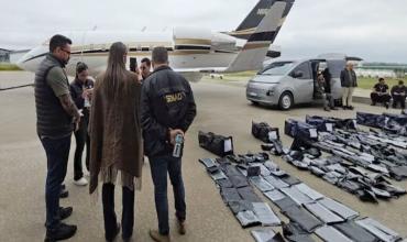 Detuvieron en Paraguay al ganador de un concurso del youtuber MrBeast: viajaba en un avión que transportaba 260 kilos de marihuana