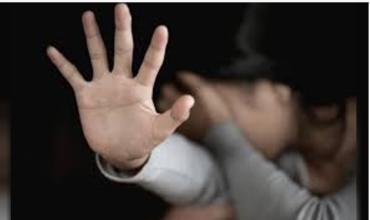Una pareja de 51 y 40 años fue detenida por generar material de abuso sexual infantil