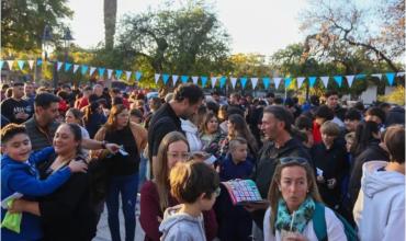 Cambio de figuritas: los municipios que "ordenan el mercado" y el intendente que busca a Messi