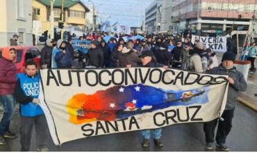 Conflicto salarial con la Policía en Santa Cruz: protestas, acampe y refuerzo de fuerzas federales de Nación