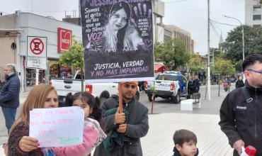 Familiares de Jessica Mercado volvieron a marchar y reclamaron respuestas sobre la investigación administrativa