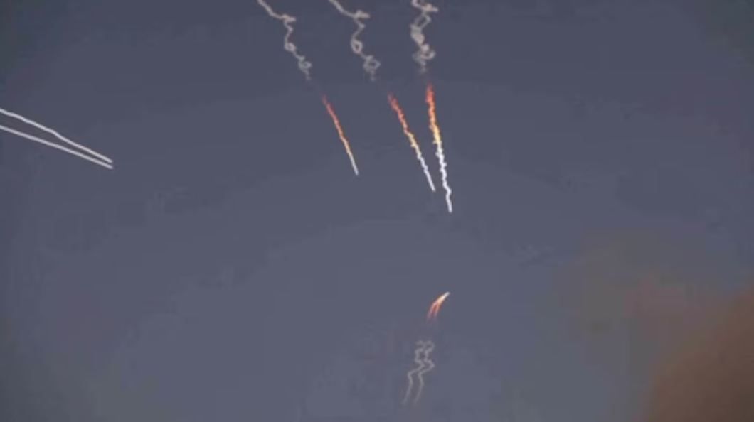 342401_1781187999.jpg