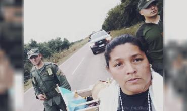 Salta: hace una caminata de más de 500 km en reclamo de justicia por las muertes de su hija y su nieta en la cesárea