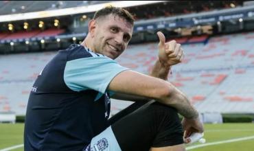 Le sacaron el yeso a Dibu Martínez y será titular en el debut de la Selección Argentina ante Argelia