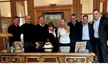 Tras las críticas a Adorni, Karina Milei reunió a la mesa política y celebraron el cumpleaños de Bullrich
