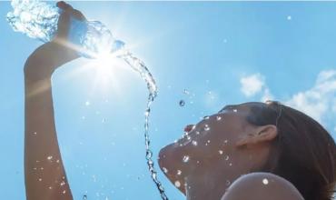 Francia activa consejo de crisis por la ola de calor: se espera una máxima de 40° el fin de semana