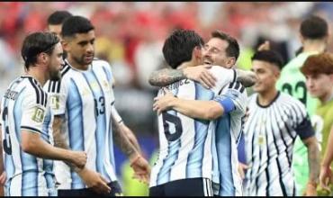 Los jugadores de la Selección Argentina, rendidos ante Messi: "El mejor de la historia", "no hay palabras" y más elogios