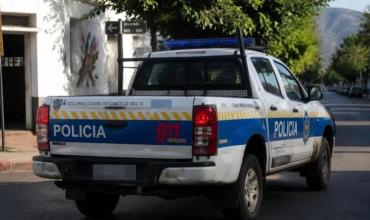 Condenaron a un policía de Salta a siete años de prisión por abusar de una nena y hacerle grooming a una adolescente