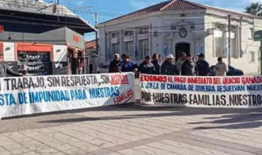 Extrabajadores de Curtiembre Nonogasta reclaman el pago de una sentencia firme y denuncian demoras judiciales