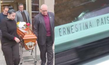El emotivo gesto que tuvieron los familiares y amigos de Ernestina Pais en su último adiós
