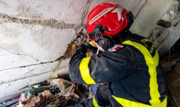 Tragedia en Venezuela: un rescatista advirtió que la situación es completamente caótica y que crece la tensión social