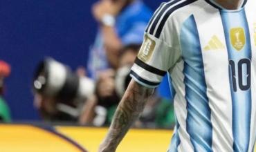 Por qué Argentina juega con una brazalete negro vs. Suiza