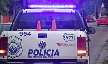 Intervención policial por un grave conflicto familiar en el barrio Antártida IV