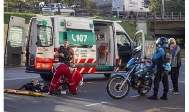 Argentina - Inglaterra: un hombre fue trasladado por un dolor en el pecho y hay seis pacientes