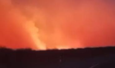 Un incendio de gran magnitud se desató en la provincia de Jujuy y debieron cortar la circulación de la Ruta 9