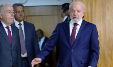 El canciller de Brasil calificó de “graves e inaceptables” los dichos de Milei sobre Lula y escaló la tensión diplomática