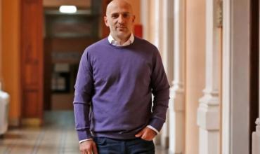 Yacobitti cruzó al vocero presidencial por el porcentaje de alumnos extranjeros y aportó datos oficiales