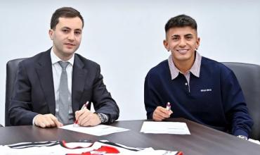 Thiago Almada firmó su contrato en River y se entrena junto a sus nuevos compañeros por primera vez