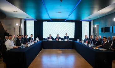 Cumbre en Casa Rosada: Diego Santilli recibe a los gobernadores y anunciarán un nuevo subsidio energético