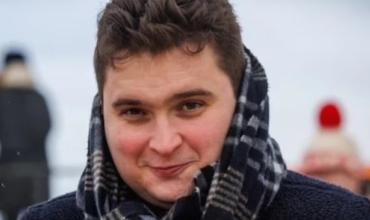 De vendedor de autos a príncipe belga: la historia del joven que a los 26 años será parte de la realeza tras una prueba de ADN
