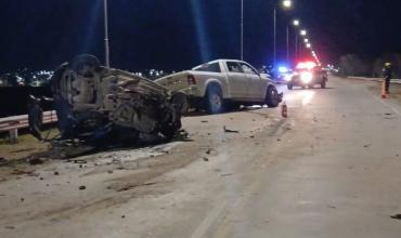 Tragedia en Córdoba: cuatro personas murieron en un choque frontal entre un auto y una camioneta