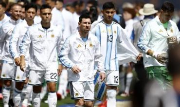 En qué momento Messi les avisó a sus compañeros que se retiraba de la Selección y qué pedido les hizo