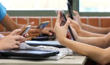 Tecnología e inteligencia artificial en las aulas: Buccino sostuvo que la escuela debe aprender a utilizarlas como aliadas