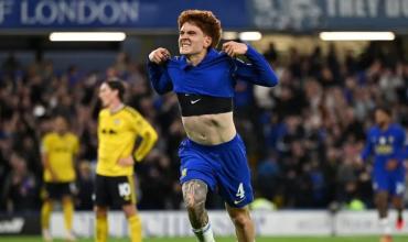 El Colo Barco brilló en el Chelsea: primer gol y curiosa "asistencia" en la goleada a Leeds