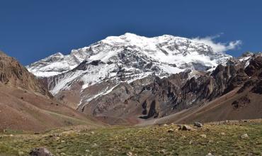 El Nevado de Famatina entre las cinco montañas argentinas que fueron seleccionadas para representar al país en un certamen internacional