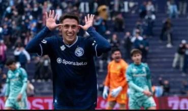 Independiente Rivadavia le ganó un partidazo a Aldosivi y volvió a la cima de la tabla anual