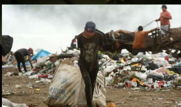 La pobreza habría vuelto a subir y calculan que sumó este año 1,7 millones de pobres en el país