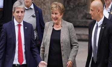 El FMI envía una misión a la Argentina la semana próxima y mañana revisa una cláusula clave para el país