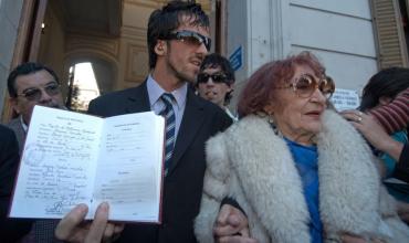 El “engaño planificado” que dejó al viudo de Adelfa sin los USD 70 mil y las joyas de la herencia: “Vivo de su pensión”
