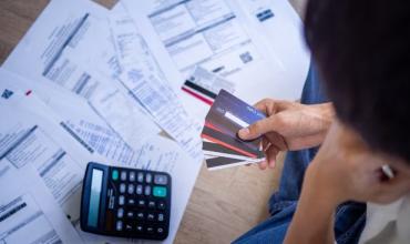 Familias endeudadas: el Banco Nación advirtió que la morosidad aún no se normalizó, aunque ve señales de mejora