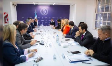 El Gobierno, con Karina Milei al frente, ultima detalles de una nueva reunión por la llegada del Papa
