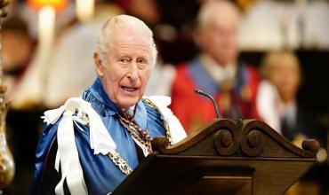 Carlos III reclama a los gigantes de la IA que mantengan la tecnología al servicio de la humanidad