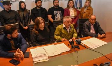 El Intendente Armando Molina pidió revisar las deudas de municipales y ratificó la suspensión de embargos por 180 días
