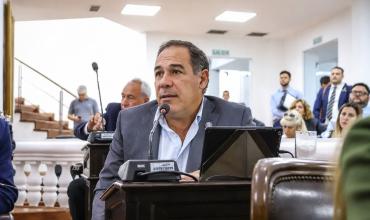 “De la política no se puede vivir”: Cristian Pérez habló del sueldo de los diputados