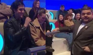 Darío Barassi descubrió a un primo entre el público de Ahora Caigo que nunca había visto en su vida