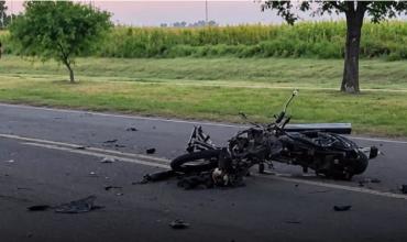Tragedia en la Ruta 1: murió un agente penitenciario de 29 años tras chocar contra un trailer