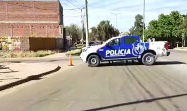 Derrapó para esquivar a un perro y terminó con una posible fractura