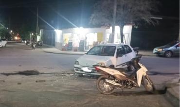 Fuerte choque en Chilecito: un motociclista sufrió una fractura de tibia