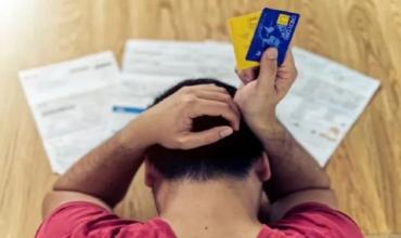 Advierten que 4 de cada 10 jóvenes endeudados no logran pagar sus deudas a tiempo