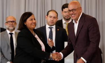 El régimen de Venezuela libera a decenas de presos políticas tras nuevas negociaciones con parte de la oposición