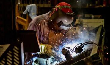 La economía porteña creció 0,3% interanual, pero se contrajo a nivel trimestral y sigue en desaceleración