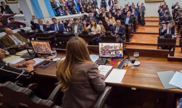 Legislatura: Aún no ingresaron los pliegos de Miguel Zárate y Juan Luna Corzo y se dilata el recambio en el Gabinete