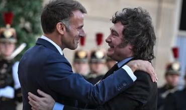 "El mercado no le está hablando al Gobierno, le está gritando": el análisis de Federico Vaccarezza tras el viaje de Milei a Paris