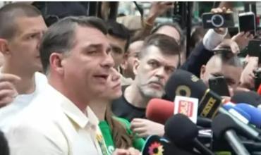 Elecciones en Brasil: Flávio Bolsonaro pidió un “voto de protesta” contra Lula da Silva
