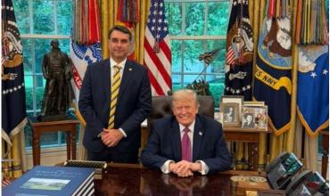 Trump apuesta a la victoria de Flávio Bolsonaro para consolidar su agenda geopolítica en América Latina